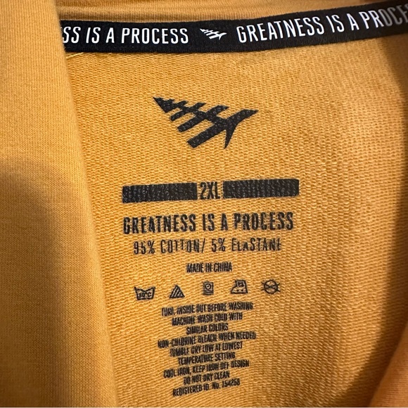 Greatness is a Process Men’s Sweatshirt - Picture 3 of 7